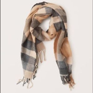Abercrombie & Fitch Heavyweight Blanket Scarf-NWT